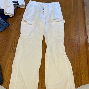 ZARA WHITE CARGO, SIZE 6